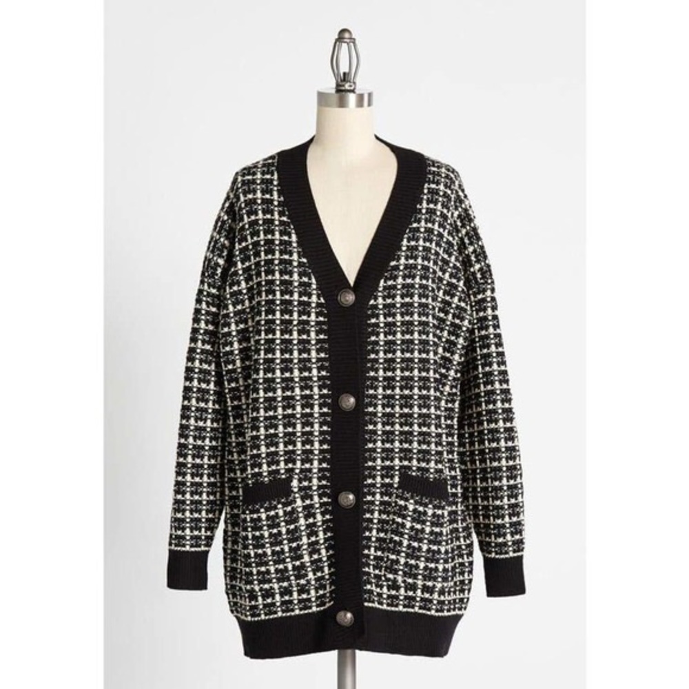 Modcloth Acoa Knit Button Textured Cardigan Black 1X